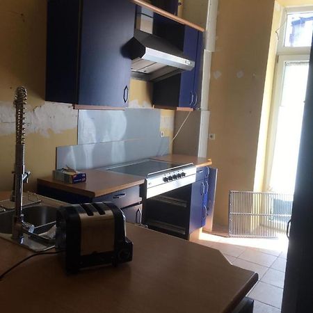 Zimmer In Kaiserslautern Exterior foto